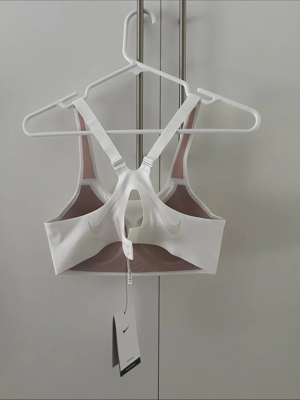 Nike Women's White Padded High-Impact Sports Bra